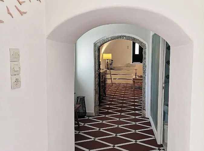 The Arch * Logothetianika